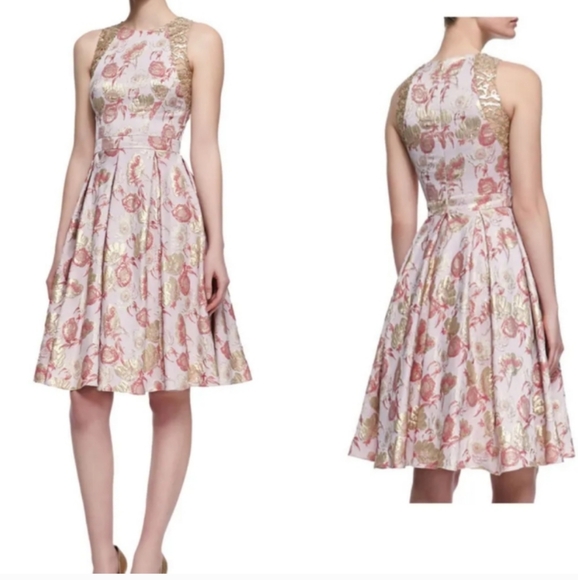 CARMEN MARC VALVO🌸FLORAL PRINT SLEEVELESS DRESS - Picture 2 of 6